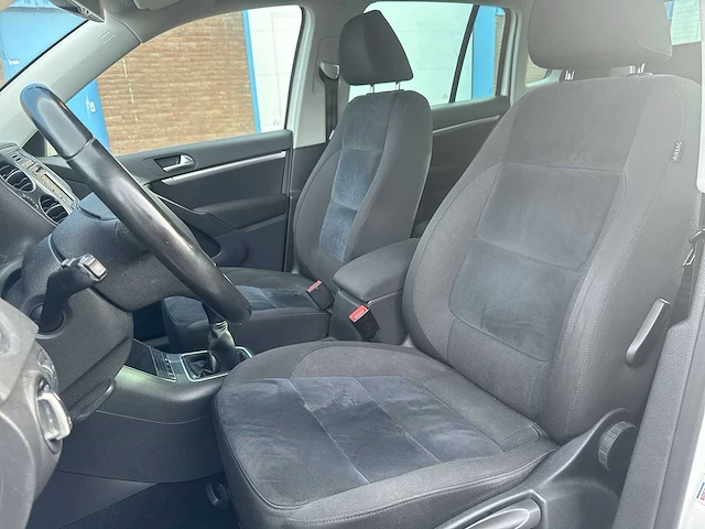 Volkswagen tiguan 1.4 tsi r-line edition car 2013 | xx-918-p i - afbeelding 2 van  28