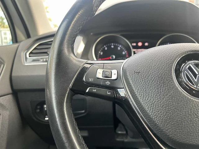 Volkswagen tiguan 1.5 tsi cl bns car 2019 | zr-476-g - afbeelding 6 van  28
