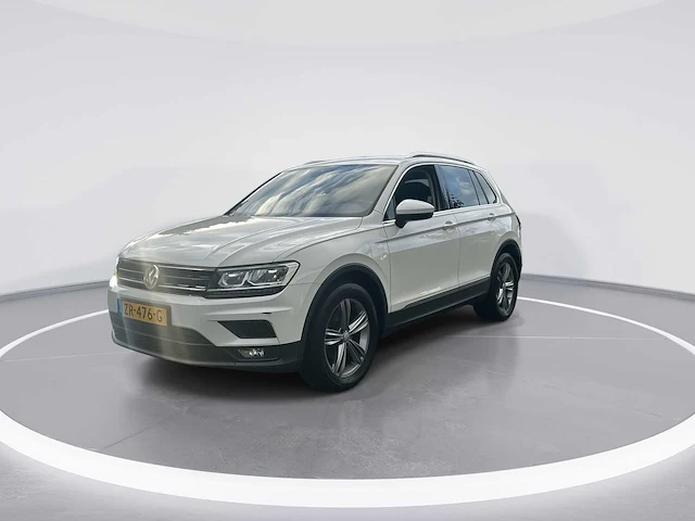 Volkswagen tiguan 1.5 tsi comfortline business | zr-476-g - afbeelding 1 van  28