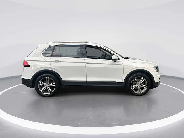 Volkswagen tiguan 1.5 tsi comfortline business | zr-476-g - afbeelding 25 van  28