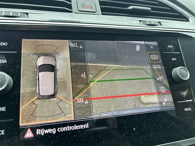 Volkswagen tiguan 2.0 tdi 4motion highline r-line | xn-135-t - afbeelding 11 van  29