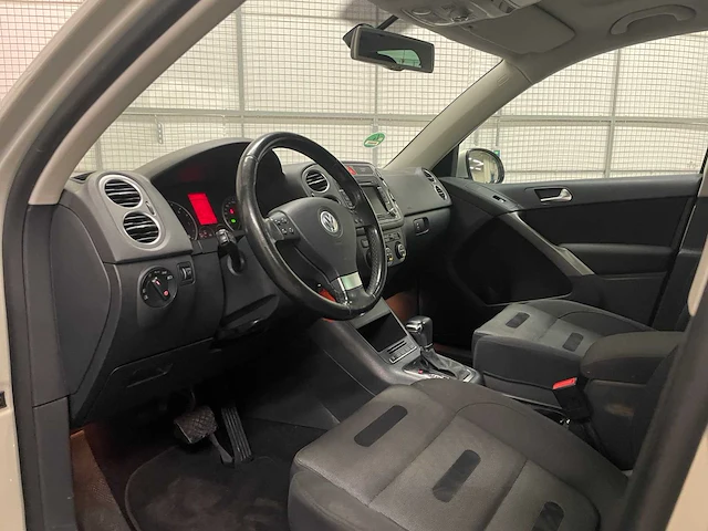 Volkswagen tiguan 2.0 tdi sport&style 4motion 140pk 2009, pr-856-b - afbeelding 13 van  36