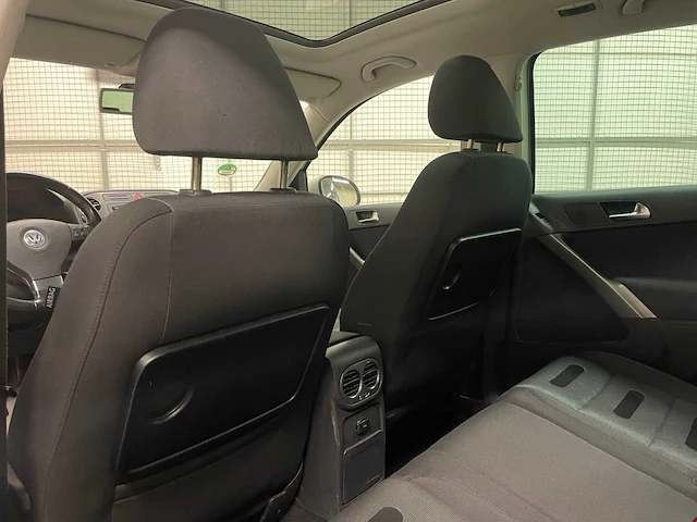 Volkswagen tiguan 2.0 tdi sport&style 4motion 140pk 2009, pr-856-b - afbeelding 23 van  36
