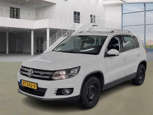 Volkswagen tiguan 2.0 tdi sport&style 4motion , ht-242-v - afbeelding 1 van  15