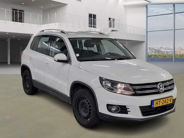 Volkswagen tiguan 2.0 tdi sport&style 4motion , ht-242-v - afbeelding 2 van  15