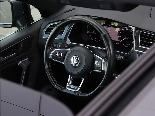 Volkswagen tiguan 2.0 tsi 4motion | l-985-vj - afbeelding 23 van  66