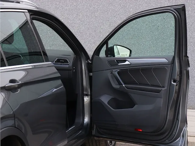 Volkswagen tiguan 2.0 tsi 4motion | l-985-vj - afbeelding 25 van  66
