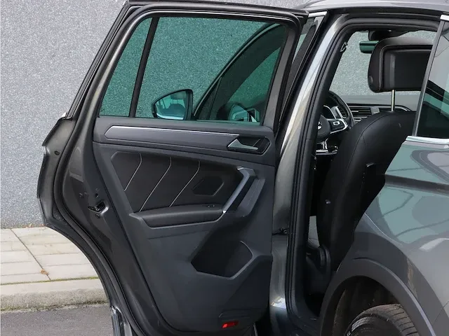 Volkswagen tiguan 2.0 tsi 4motion | l-985-vj - afbeelding 26 van  66