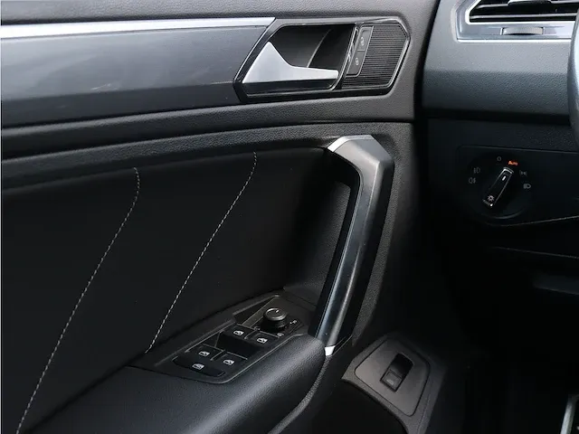 Volkswagen tiguan 2.0 tsi 4motion | l-985-vj - afbeelding 29 van  66