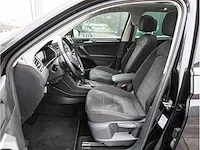 Volkswagen tiguan 2.0 tsi 4motion r-line 190pk automaat 2020 panoramadak 360°camera head-up garantie, x-991-ht - afbeelding 4 van  40