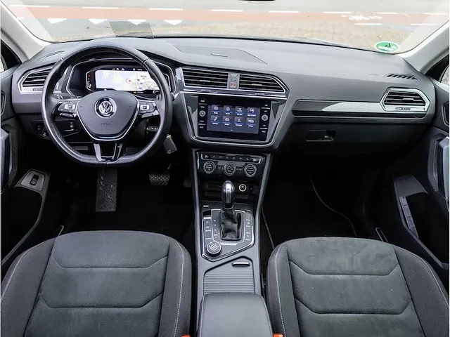 Volkswagen tiguan 2.0 tsi 4motion r-line 190pk automaat 2020 panoramadak 360°camera head-up garantie, x-991-ht - afbeelding 7 van  40