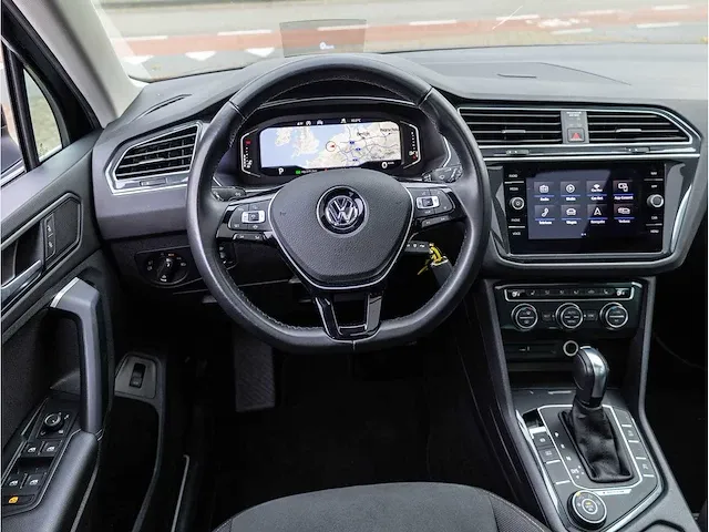 Volkswagen tiguan 2.0 tsi 4motion r-line 190pk automaat 2020 panoramadak 360°camera head-up garantie, x-991-ht - afbeelding 8 van  40