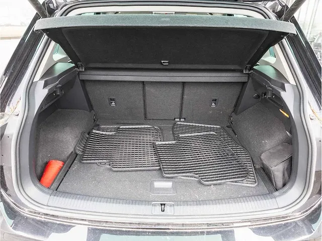 Volkswagen tiguan 2.0 tsi 4motion r-line 190pk automaat 2020 panoramadak 360°camera head-up garantie, x-991-ht - afbeelding 28 van  40
