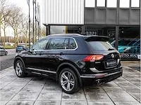 Volkswagen tiguan 2.0 tsi 4motion r-line 190pk automaat 2020 panoramadak 360°camera head-up garantie, x-991-ht - afbeelding 23 van  40