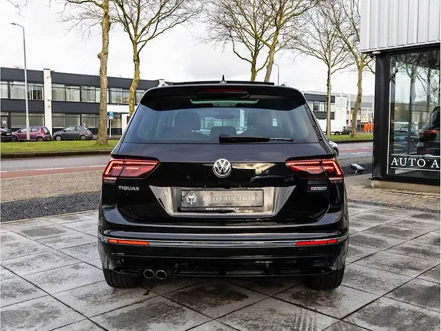 Volkswagen tiguan 2.0 tsi 4motion r-line 190pk automaat 2020 panoramadak 360°camera head-up garantie, x-991-ht - afbeelding 34 van  40