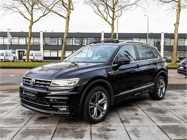 Volkswagen tiguan 2.0 tsi 4motion r-line 190pk automaat 2020 panoramadak 360°camera head-up garantie, x-991-ht - afbeelding 40 van  40