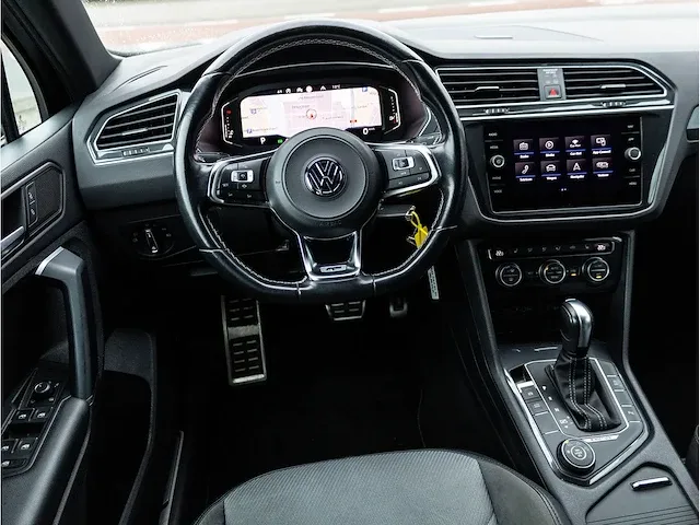 Volkswagen tiguan 2.0 tsi 4motion r-line 190pk automaat 2020 virtual cockpit adaptive cruise 19"inch led dab - afbeelding 7 van  42