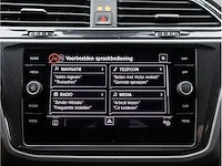 Volkswagen tiguan 2.0 tsi 4motion r-line 190pk automaat 2020 virtual cockpit adaptive cruise 19"inch led dab - afbeelding 18 van  42