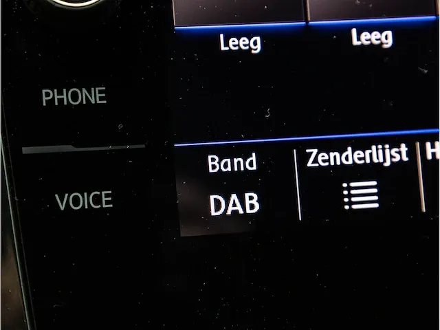 Volkswagen tiguan 2.0 tsi 4motion r-line 190pk automaat 2020 virtual cockpit adaptive cruise 19"inch led dab - afbeelding 19 van  42