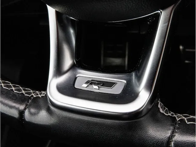 Volkswagen tiguan 2.0 tsi 4motion r-line 190pk automaat 2020 virtual cockpit adaptive cruise 19"inch led dab - afbeelding 30 van  42