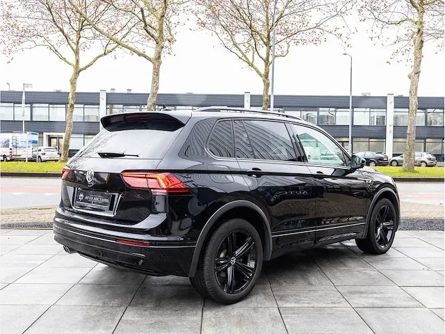 Volkswagen tiguan 2.0 tsi 4motion r-line 190pk automaat 2020 virtual cockpit adaptive cruise 19"inch led dab - afbeelding 38 van  42