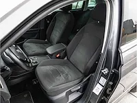 Volkswagen tiguan 2.0 tsi 4motion r-line 230pk automaat 2019 panoramadak head-up camera adaptive cruise 19"inch - afbeelding 5 van  46