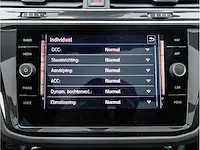 Volkswagen tiguan 2.0 tsi 4motion r-line 230pk automaat 2019 panoramadak head-up camera adaptive cruise 19"inch - afbeelding 17 van  46