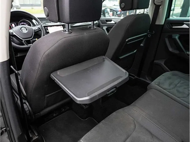 Volkswagen tiguan 2.0 tsi 4motion r-line 230pk automaat 2019 panoramadak head-up camera adaptive cruise 19"inch - afbeelding 36 van  46