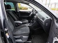 Volkswagen tiguan 2.0 tsi 4motion r-line 230pk automaat 2019 panoramadak head-up camera adaptive cruise 19"inch - afbeelding 39 van  46