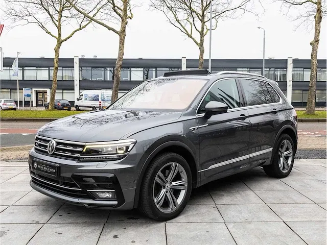 Volkswagen tiguan 2.0 tsi 4motion r-line 230pk automaat 2019 panoramadak head-up camera adaptive cruise 19"inch - afbeelding 46 van  46