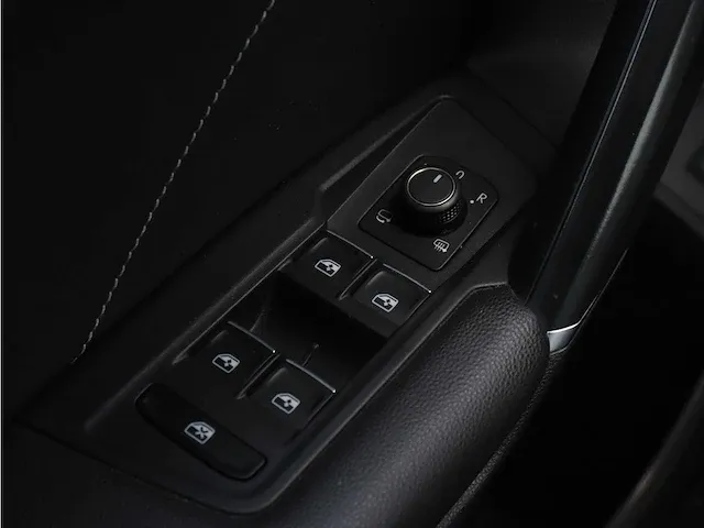 Volkswagen tiguan 2.0 tsi 4motion r-line |pano| l-985-vj - afbeelding 4 van  66