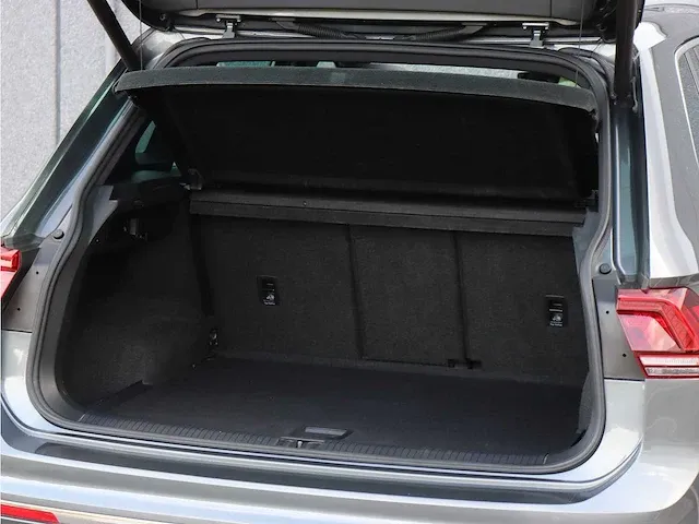 Volkswagen tiguan 2.0 tsi 4motion r-line |pano| l-985-vj - afbeelding 22 van  66