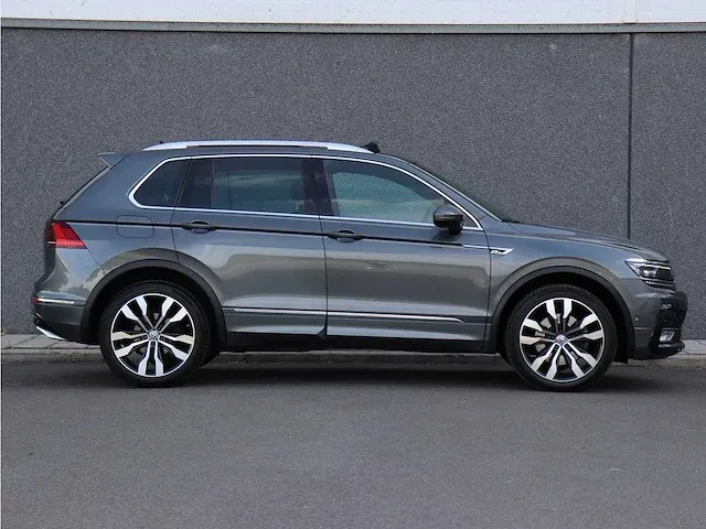 Volkswagen tiguan 2.0 tsi 4motion r-line |pano| l-985-vj - afbeelding 53 van  66