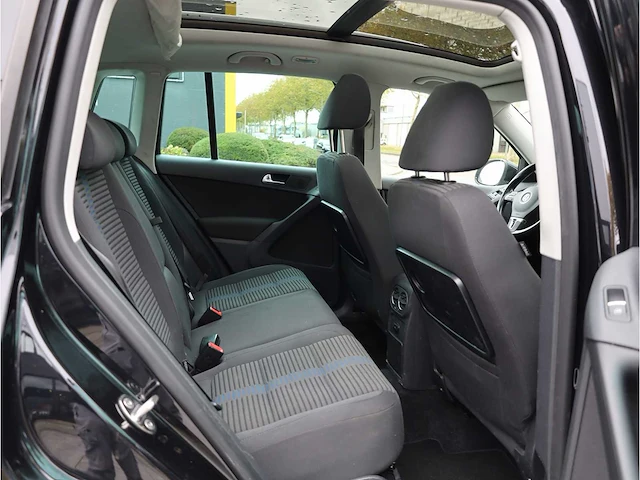 Volkswagen tiguan 2.0 tsi sport&style 4motion 2010, 78-lxf-2 - afbeelding 17 van  42