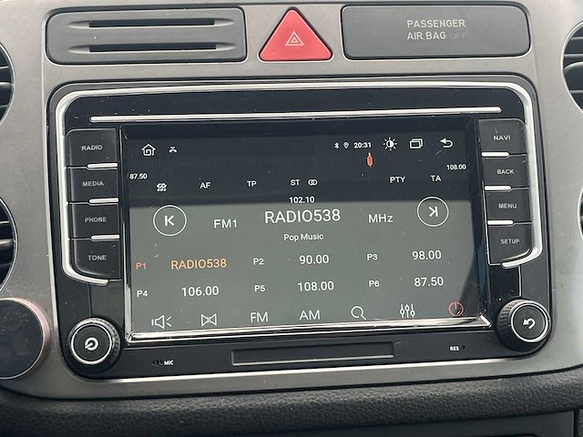 Volkswagen tiguan 2.0 tsi track&field 4motion 2009 | p-785-nh i - afbeelding 9 van  24