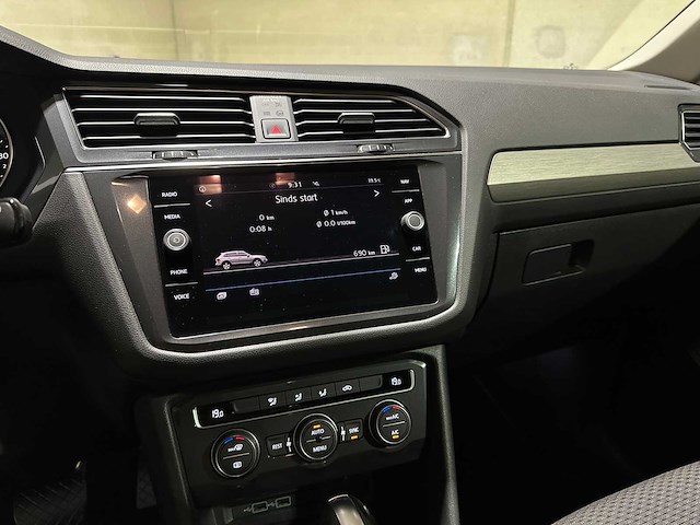 Volkswagen tiguan allspace 1.5 tsi comfortline business -automaat- 150pk 2020, j-620-st - afbeelding 22 van  44