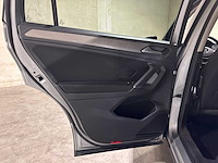 Volkswagen tiguan allspace 1.5 tsi comfortline business -automaat- 150pk 2020, j-620-st - afbeelding 28 van  44