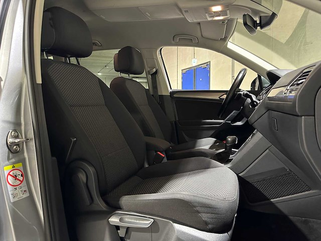 Volkswagen tiguan allspace 1.5 tsi comfortline business -automaat- 150pk 2020, j-620-st - afbeelding 37 van  44