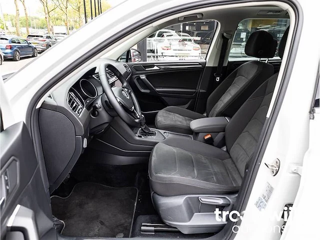 Volkswagen tiguan allspace 1.5 tsi highline 7-persoons automaat 2021 panoramadak keyless go & entry achteruitrijcamera led carplay - afbeelding 4 van  44