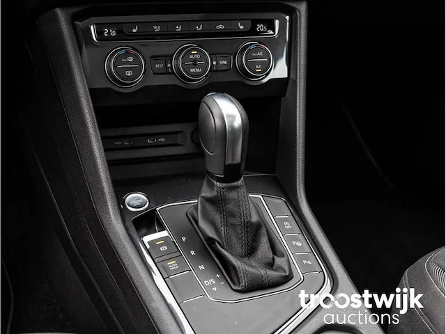 Volkswagen tiguan allspace 1.5 tsi highline 7-persoons automaat 2021 panoramadak keyless go & entry achteruitrijcamera led carplay - afbeelding 15 van  44