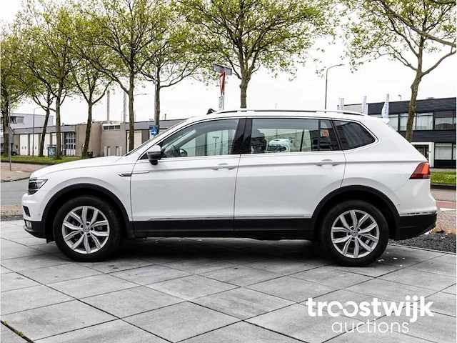 Volkswagen tiguan allspace 1.5 tsi highline 7-persoons automaat 2021 panoramadak keyless go & entry achteruitrijcamera led carplay - afbeelding 12 van  44