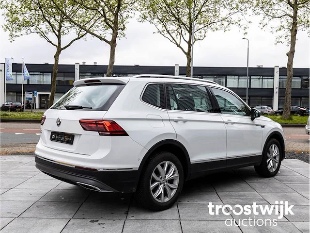 Volkswagen tiguan allspace 1.5 tsi highline 7-persoons automaat 2021 panoramadak keyless go & entry achteruitrijcamera led carplay - afbeelding 40 van  44