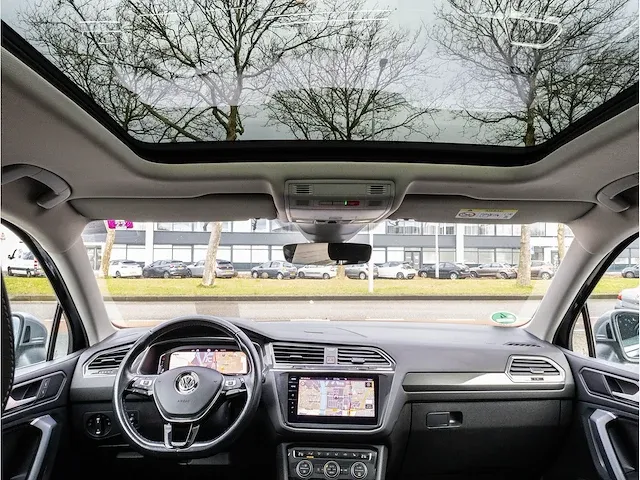 Volkswagen tiguan allspace 2.0 tsi 4motion highline 190pk automaat 2019 panodak head-up keyless virtual standkachel - afbeelding 8 van  55