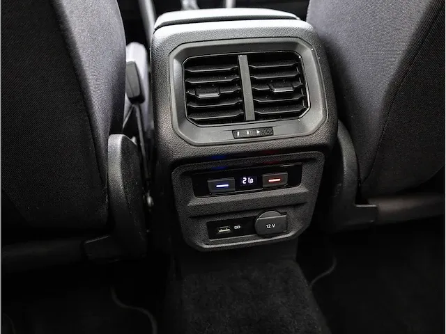 Volkswagen tiguan allspace 2.0 tsi 4motion highline 190pk automaat 2019 panodak head-up keyless virtual standkachel - afbeelding 33 van  55