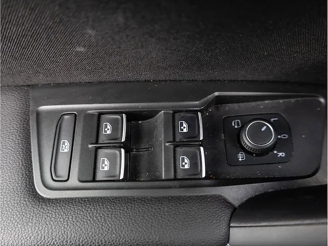 Volkswagen tiguan allspace 2.0 tsi 4motion highline 190pk automaat 2019 panodak head-up keyless virtual standkachel - afbeelding 35 van  55