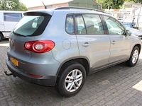 Volkswagen tiguan met kenteken 70-hsk-1 - afbeelding 6 van  12