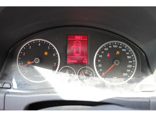 Volkswagen tiguan met kenteken 70-hsk-1 - afbeelding 8 van  12