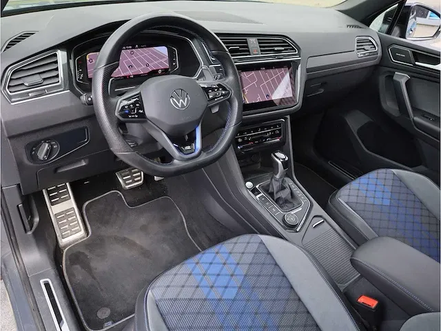 Volkswagen tiguan r 2.0 tsi 4motion 320pk 2021 panodak akrapovic 360°camera matrix iq light harman/kardon 21"inch - afbeelding 4 van  44