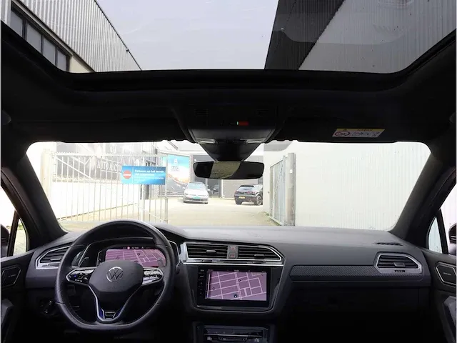 Volkswagen tiguan r 2.0 tsi 4motion 320pk 2021 panodak akrapovic 360°camera matrix iq light harman/kardon 21"inch - afbeelding 9 van  44