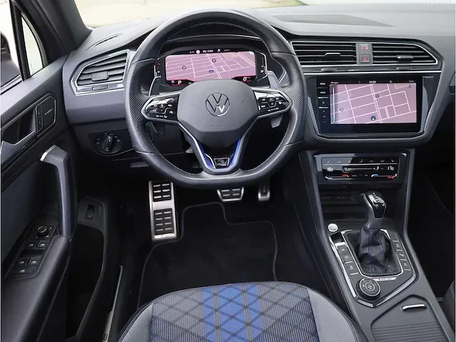 Volkswagen tiguan r 2.0 tsi 4motion 320pk 2021 panodak akrapovic 360°camera matrix iq light harman/kardon 21"inch - afbeelding 10 van  44